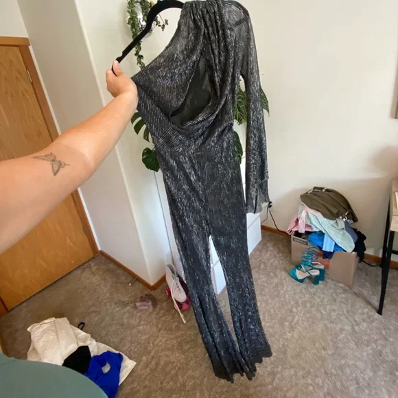 House of CB Glittery Yerina Jumpsuit - Picture 6 of 8